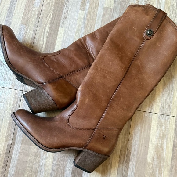 Frye Jackie Button Boots New - Picture 6 of 10